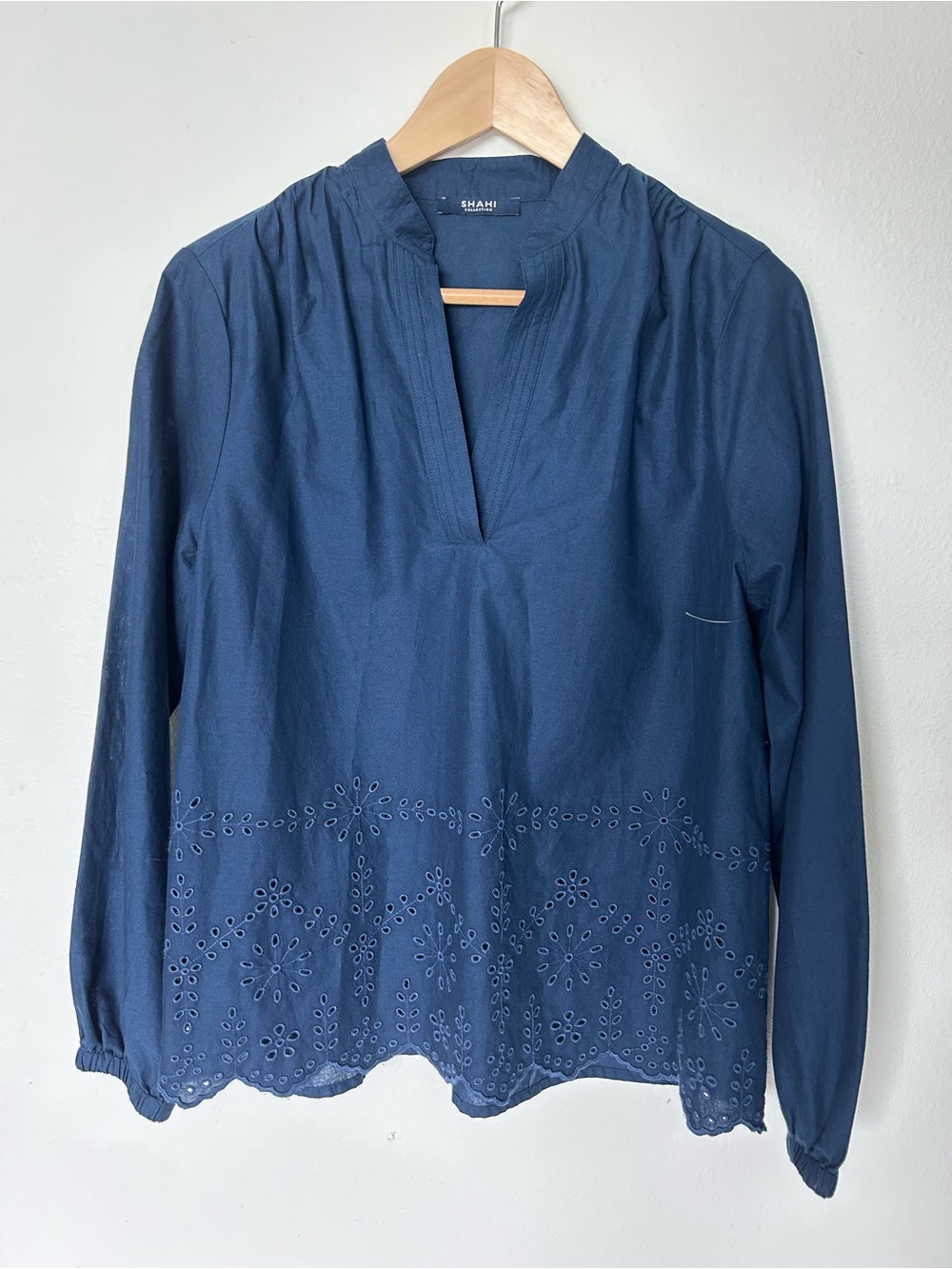 Shahi Navy Eyelet Hem Long-Sleeve Top small NWOT